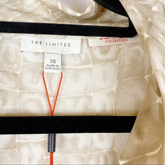 The‎ Limited Scandal Collection Blouse NWT - Picture 5 of 7